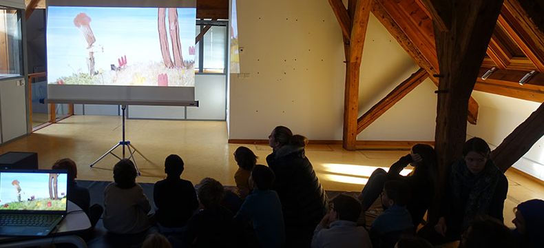 Projection au sein de l'école MeeO, école spécialisée pour les enfants neuro-atypiques - Photo : CITIA